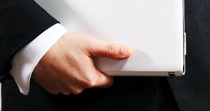 Se il commercialista incaricato omette la dichiarazione le sanzioni sono a carico del cliente
