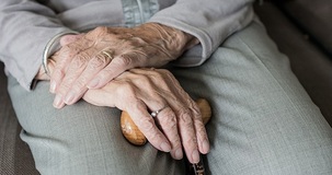 Detrazione spese per assistenza di anziani e disabili nel modello 730/2021: requisiti, limiti, importi