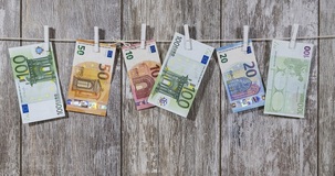 Reddito di cittadinanza nella Legge di Bilancio 2022: controlli, assegno ridotto e altre novità