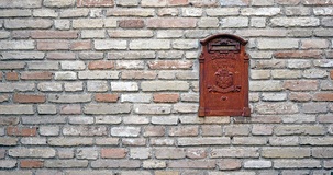 Cartelle notificate prima della sospensione Covid, pignoramento solo dopo avviso di intimazione