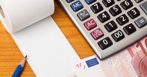 Contributi INPS 2026 per operai agricoli in aumento, scende il premio INAIL