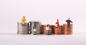 Pensioni: meno uscite e con assegni più bassi 