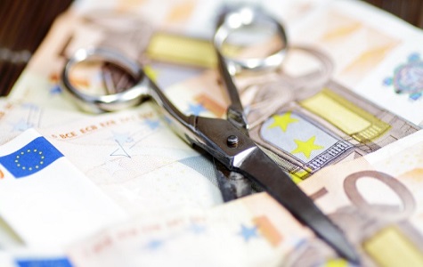 Bonus bebè solo per il primo anno e dimezzato dal 2019