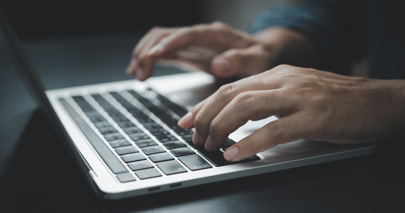 Fattura dall'Agenzia delle Entrate da scaricare via mail? Attenzione alle truffe