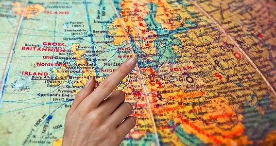 Mancata iscrizione all'AIRE: il trasferimento all'estero non rileva ai fini fiscali