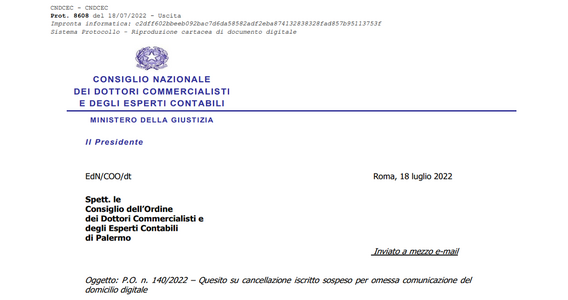 Commercialisti: sospensione per omessa comunicazione del domicilio digitale, sì alla cancellazione dall'albo