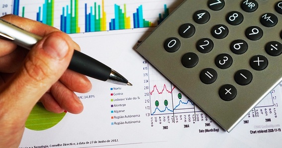 Pensioni, adeguamento del 7,3 per cento nel 2023: l'aumento degli assegni caso per caso