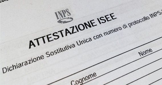 Assegno unico: ISEE aggiornato al 2025 entro il 28 febbraio per evitare di ricevere l'importo minimo