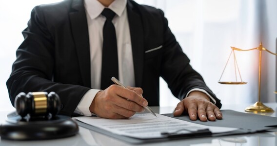 Registrazione ed enunciazione in atto di atti non registrati: l'ipotesi del caso d'uso