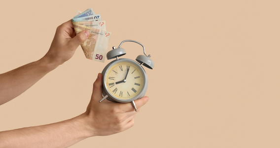 Contributi INPS colf e badanti, prima rata in scadenza il 10 aprile 2024