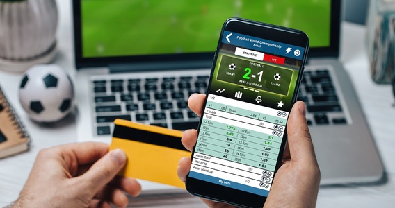 Gioco online: limite di 100 euro settimanali per la ricarica in contanti
