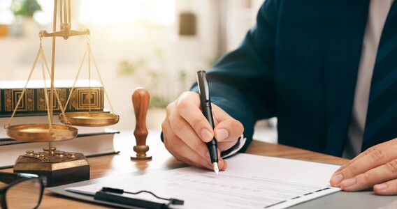 Esenzione nel caso di passaggio generazionale anche in presenza di una comunione ereditaria