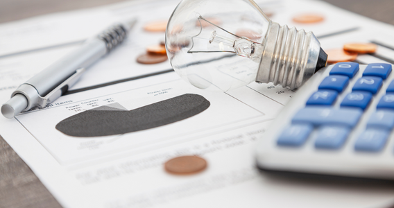 Bonus bollette, come richiederlo? Serve calcolare l'ISEE prima possibile
