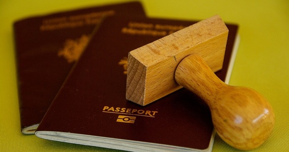 Marca da bollo passaporto: quando e come si applica