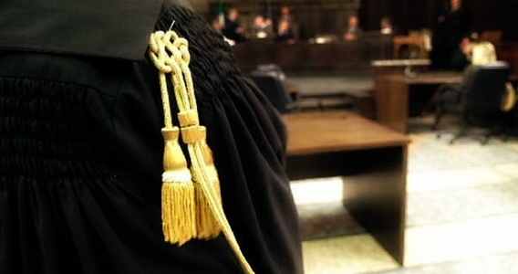 Contributi previdenziali deducibili solo se rimasti a carico del professionista