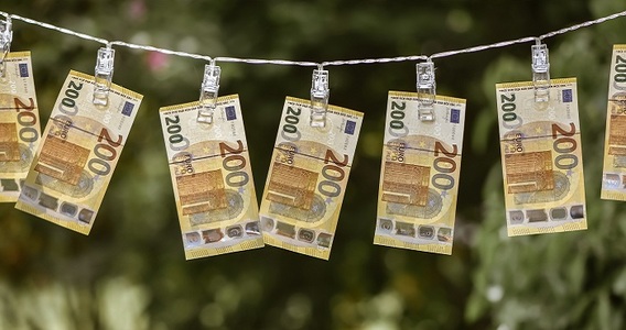 Bonus 1.000 euro, quando arriva il pagamento INPS dei Decreti Ristori?