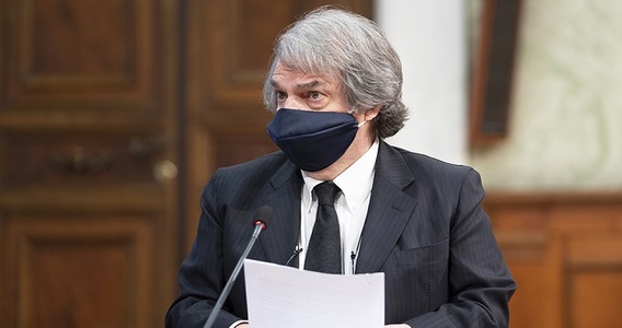 Concorsi pubblici 2021: Brunetta punta su quelli online