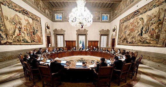 Rinnovo contratti pubblici, Presidenza del Consiglio: le novità dell'accordo per i dirigenti
