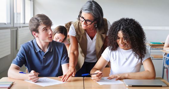 Carta del docente: si attendono novità sul bonus per l'anno scolastico 2025/2026