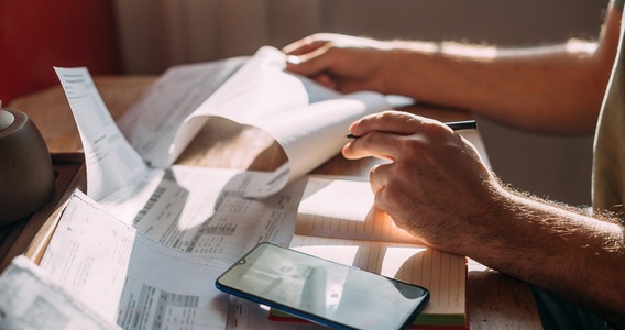Bonus bollette 2025, c'è tempo fino a dicembre per sbloccare i 200 euro di sconto