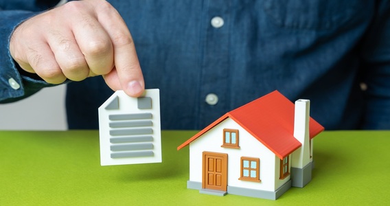 ISEE in assenza di residenza fissa: passa dal Comune la richiesta di uscire dal nucleo