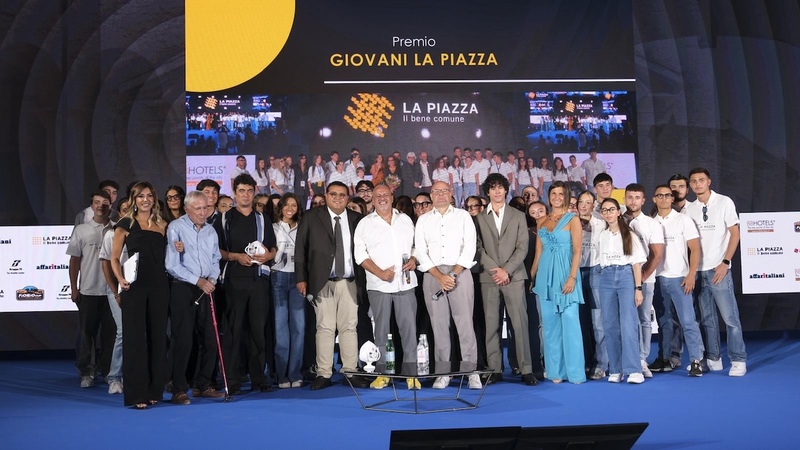 La Piazza 2026: due nuovi riconoscimenti nella premiazione finale