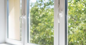 Sostituzione vetri delle finestre: spetta la detrazione al 50 per cento?